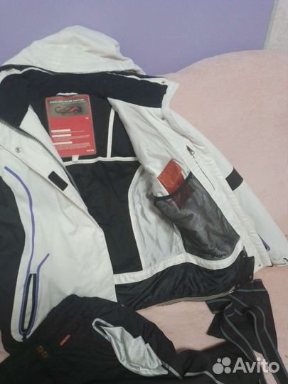 Горнолыжный костюм