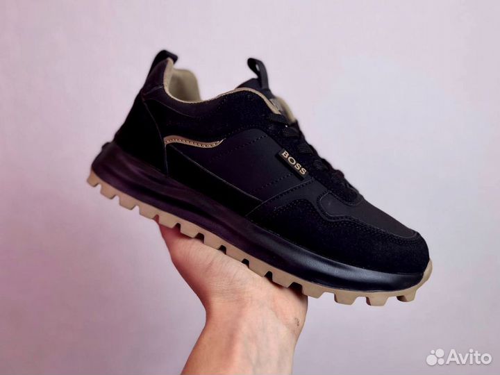 Кроссовки Boss стильные