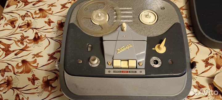 Ламповый катушечный магнитофон Комета мг-201