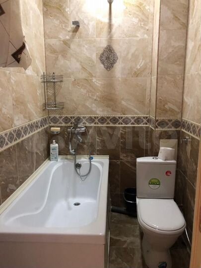 2-к. квартира, 67 м², 2/6 эт.