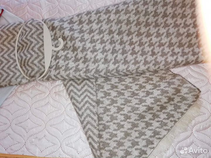 Шарфы и палантины