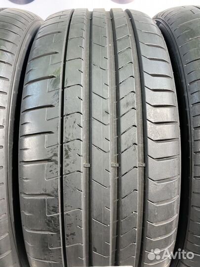 Pirelli P Zero PZ4 245/45 R20 98H