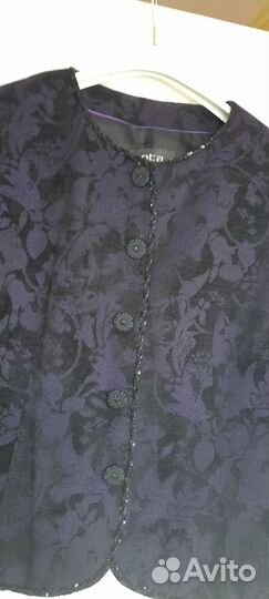 Юбка и жакет 48 размера