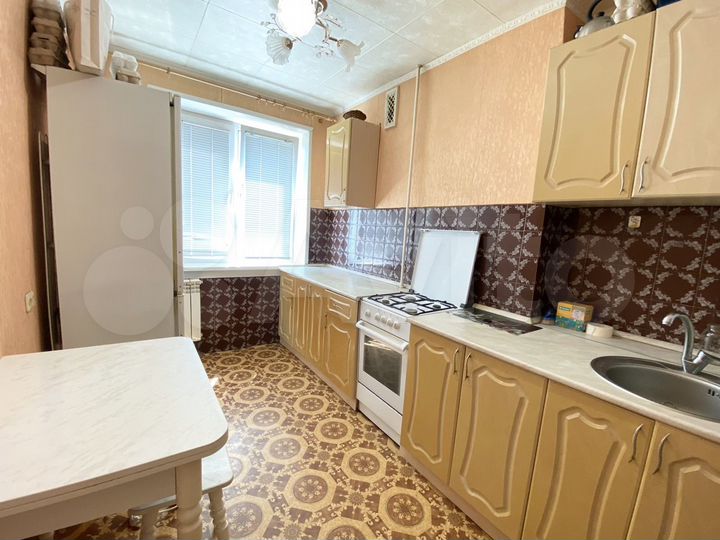 2-к. квартира, 43 м², 8/9 эт.