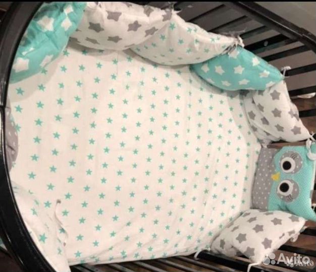 Бортики, балдахин и простыни в кроватку