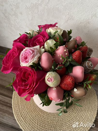 Букеты из клубники в шоколаде / к 1 сентября