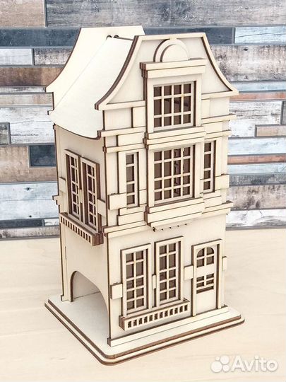 Лазерная резка и гравировка фанеры