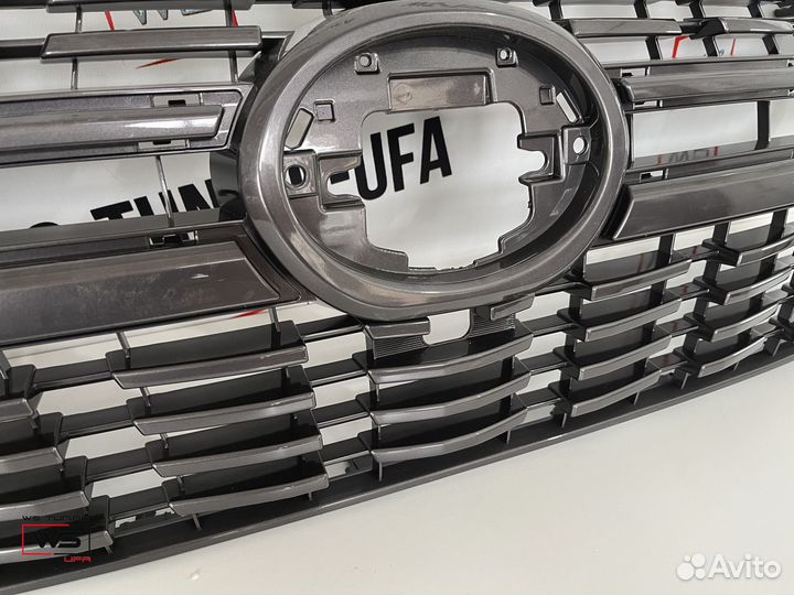 Решетка радиатора Тойота land cruiser 200 Y144