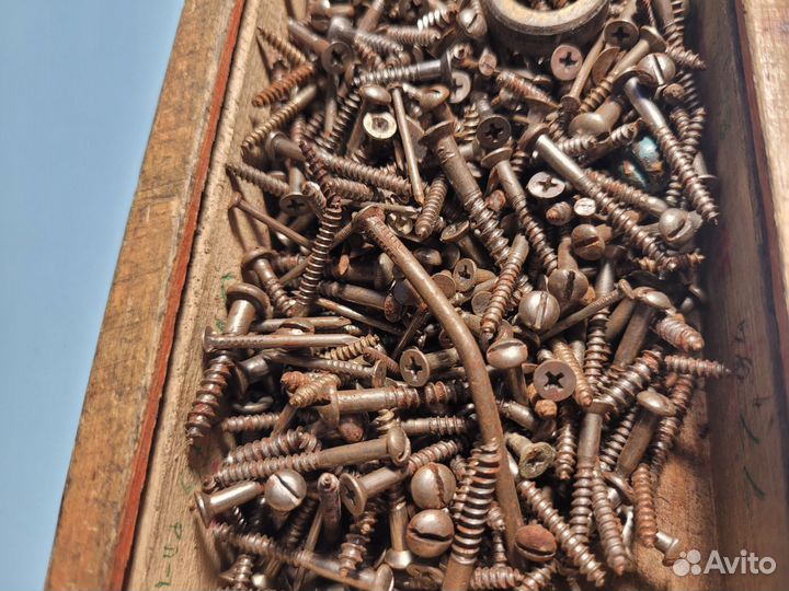 Саморезы коробка бу