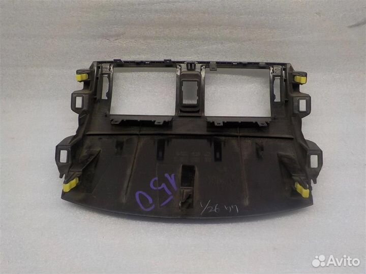 Накладка декоративная Toyota Corolla (E150) 2006