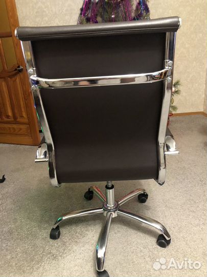 Компьютерное кресло