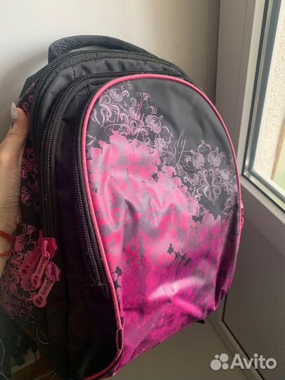 Рюкзак школьный
