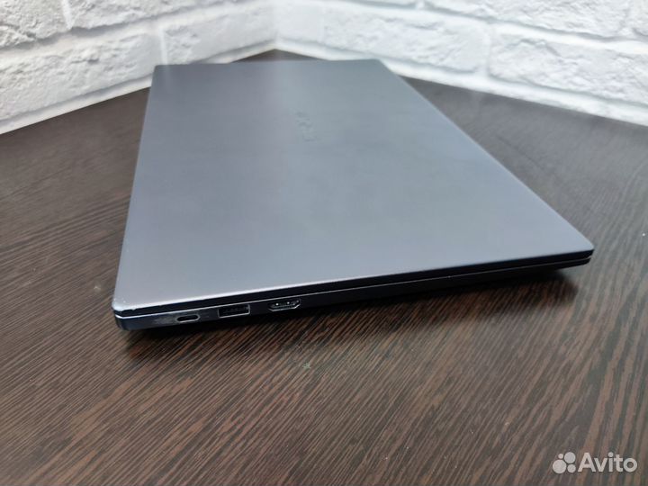 Huawei 15.6' Ryzen 5 3500 4/8 3.7Ггц/озу 8/SSD