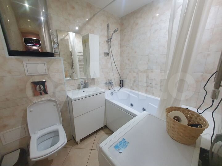 2-к. квартира, 52 м², 4/10 эт.