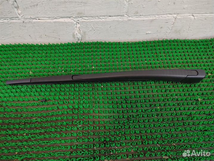 Поводок стеклоочистителя задний Mazda 3 (BK) 2007