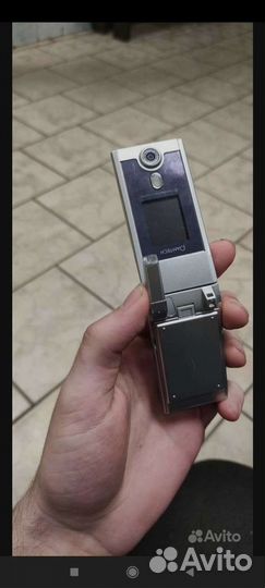 Телефон Pantech GL100