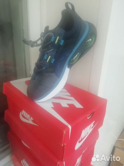 Кроссовки Nike