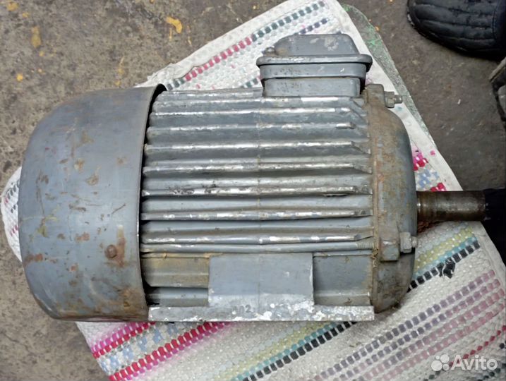 Электродвигатель