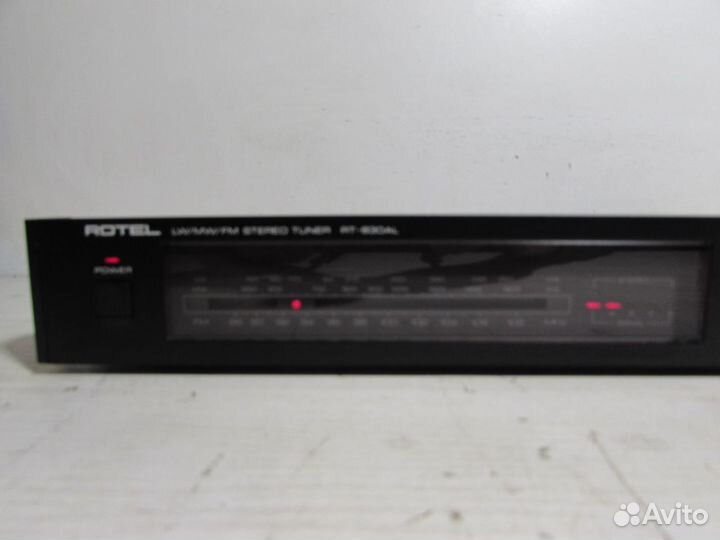 Rotel RT-830A Стерео Тюнер