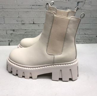 Зимние кожаные ботинки