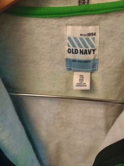 Спортивная кофта с капюшоном