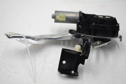 Электропривод крышки багажника Mercedes W205