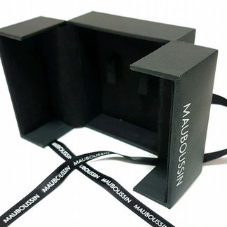 Коробка Mauboussin для сережек