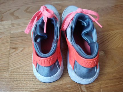 Кроссовки Nike Huarache р. 35