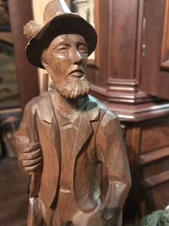 Статуэтка. Дерево.Турист. Германия.37см.серединахх