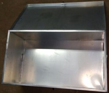 Ящик металлический с крышкой б/у много