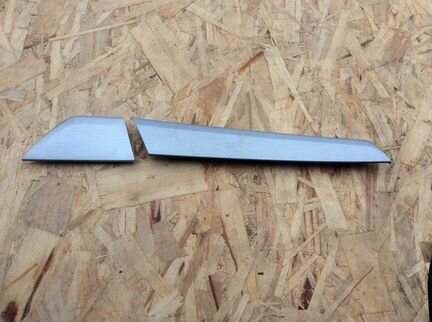 Молдинг обшивки левой двери Mercedes W204 C 204