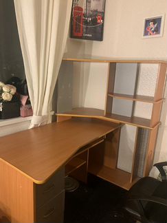 Письменный стол