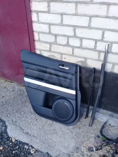 Обшивка правой двери Mazda CX7 2010 г.в