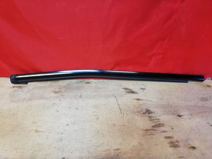 Молдинг форточки Mercedes GLS X166