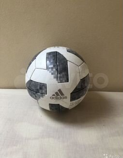 Футбольный мяч adidas telstar Pro