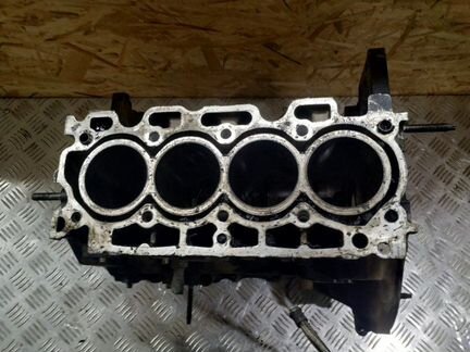 Блок цилиндров Citroen C3 A51 DV6dted 2010