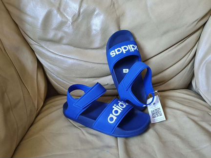 Сандалии Adidas новые детские 36 и 37 р