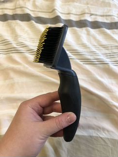 Щетка для кошки или небольшой собаки