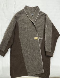Теплая накидка Salvatore Ferragamo оригинал