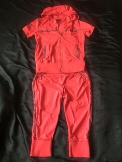 Спортивный костюм