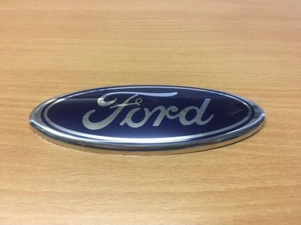 Эмблема на решетку радиатора передняя Ford Fusion