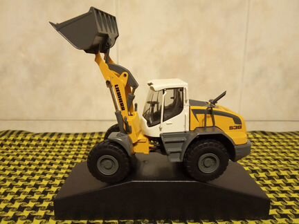 Масштабная модель Liebherr L538