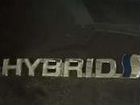 Табличка hybrid на крыло Toyota оригинал, вместе с