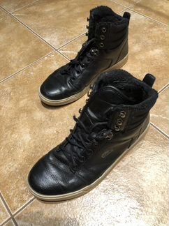 Высокие болинки Lacoste