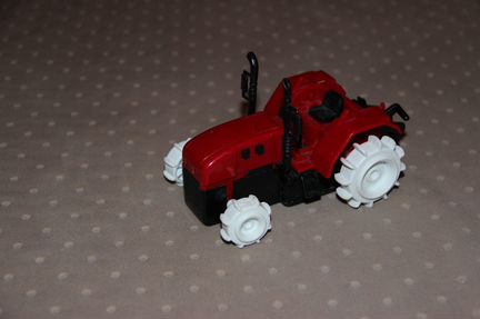 Трактор игрушка со звуком