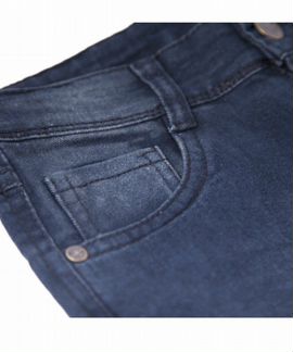 Джинсы на мальчика 128р