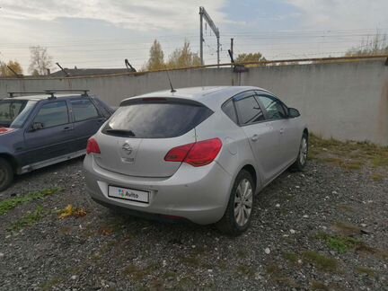 Opel Astra 1.6 МТ, 2011, 144 000 км