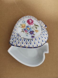 Шкатулка фарфор