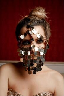 Прокат маски Арья