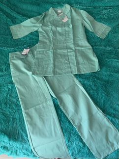 Медицинский костюм женский